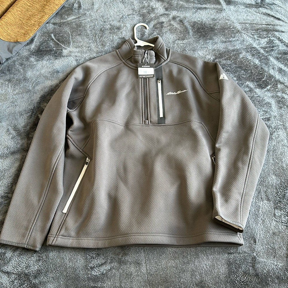 NWT Eddie Bauer men’s medium mock neck 1/4 zip first ascent sweater.